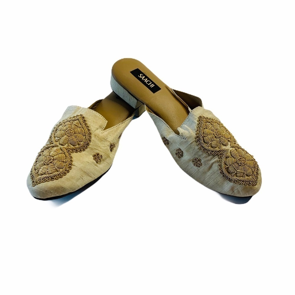 SAACHI Silk Embroidered Slides size 7 - Picture 14 of 15